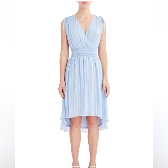 BCBG Paris Dresses & Skirts - BCBG Paris Women's Ruffle Sleeve Baby Blue Midi Dress Size Medium